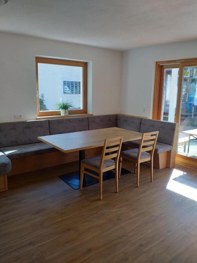 Grosszuegiges Apartment Georg Mayrhofen Barrierefrei Hollenzen Eksteriør billede